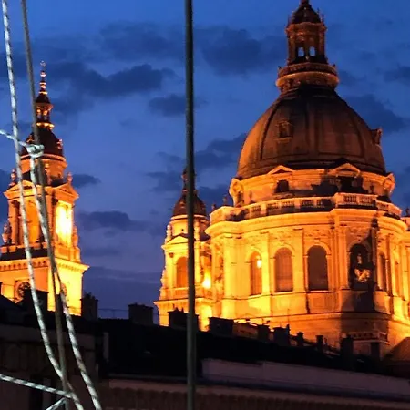 Budapest Eye Presidential With Jacuzzi & Sauna Exterior photo